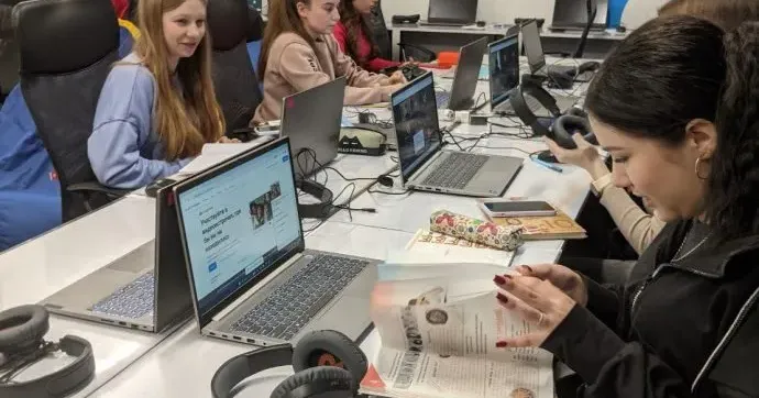 Фото Краснокутська селищна рада Освітній центр “СпівДія заради дітей” знову запрацював та запрошує відвідувачів на порталі Gromada Group