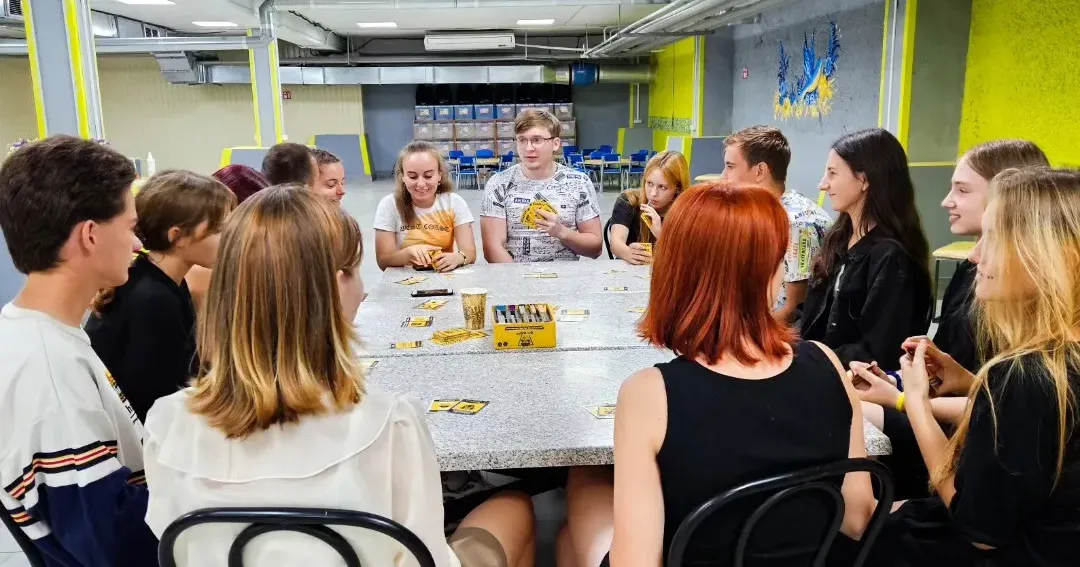 «КутОк» поділився деталями цього пізнавального івенту. Краснокутська молодь взяла участь у турнірі з настільних ігор на порталі Gromada Group