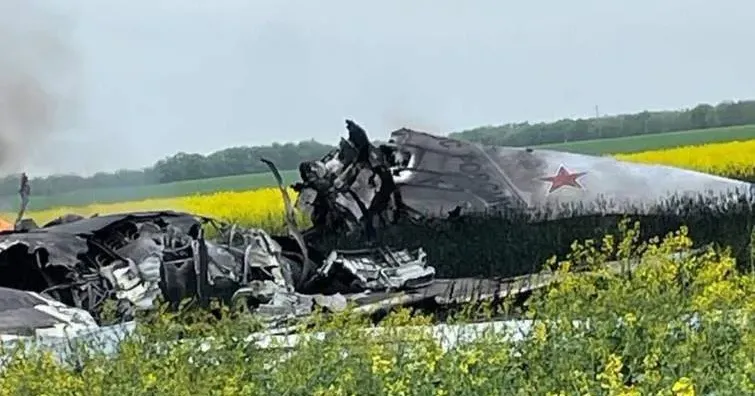 Знищений російський бомбардувальник-ракетоносець Ту-22М, Фото з відкритих джерел ЗСУ збили російський стратегічний бомбардувальник Ту-22М3, який обстрілював Україну на порталі Gromada Group