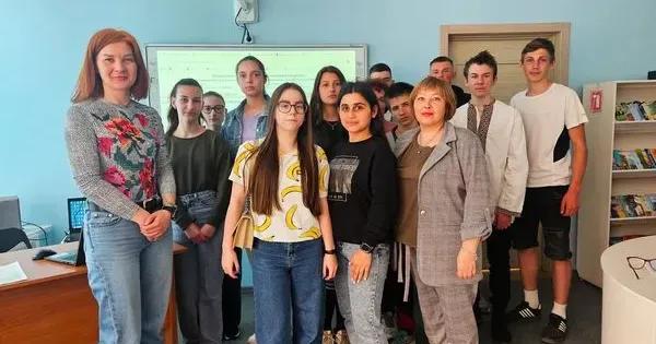 Фото: Краснокутський молодіжний центр Як відкрити власну справу молодь Краснокутщини дізнавалася під час тренінгу на порталі Gromada Group